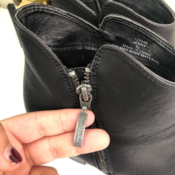 Michael Kors ankle booties - Picture 5 of 5